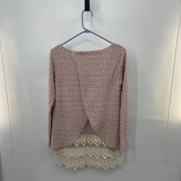 Altar’d State Blouse Size Small - Picture 6 of 10